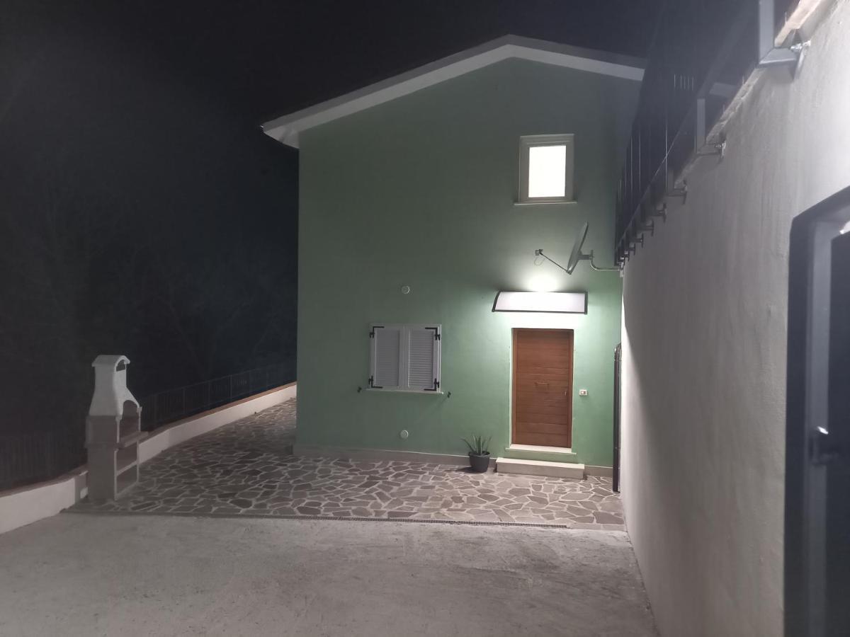 Villa Casaletto Santo Spirito à Labro Extérieur photo