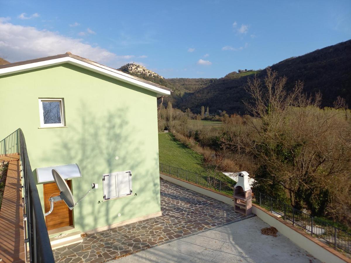 Villa Casaletto Santo Spirito à Labro Extérieur photo