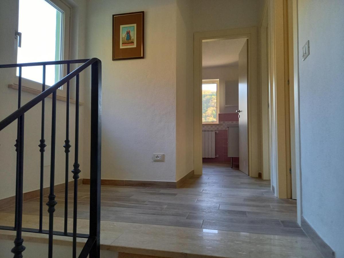 Villa Casaletto Santo Spirito à Labro Extérieur photo